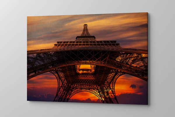 Obraz na płótnie wieża Eiffla od dołu