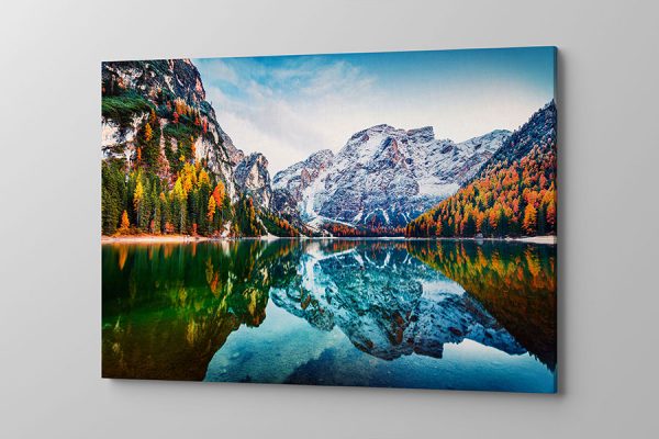 Obraz na płótnie odbicie lustrzane gór w jeziorze